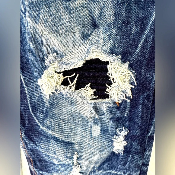 Evolution in Design 18 NWT Distressed Biker Repaired slim blue jeans. Mid rise. - Picture 5 of 11